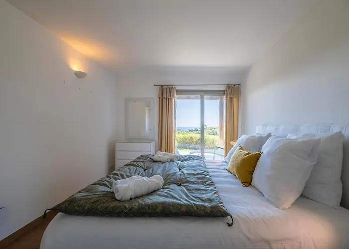 Superbe Vecchio Vue à Pied Villa Porto-Vecchio (Corsica)