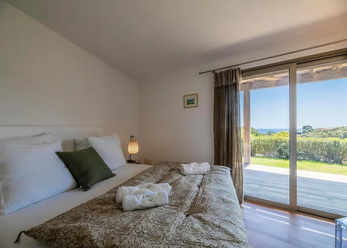 Villa Superbe Vecchio Vue à Pied Porto-Vecchio (Corsica)